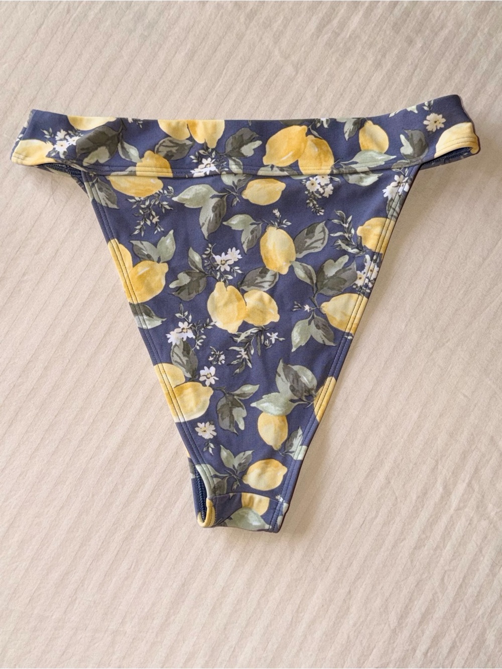 Abercrombie & Fitch High-Waist Lemon Print Bikini Bottoms size Small - Picture 4 of 11